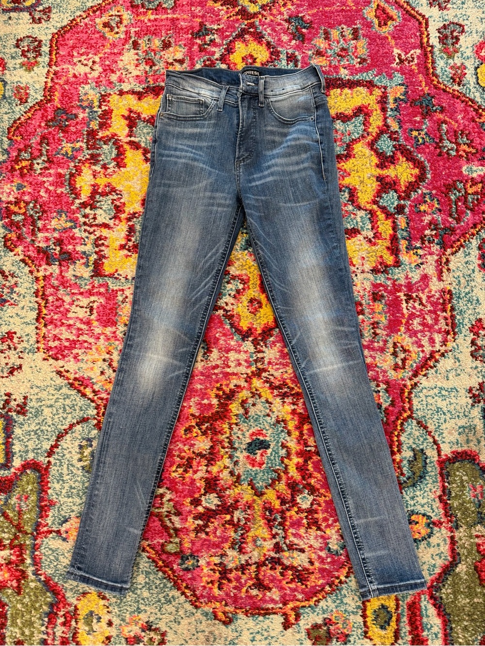 Express Women's Skinny Jeans - Medium Blue Wash